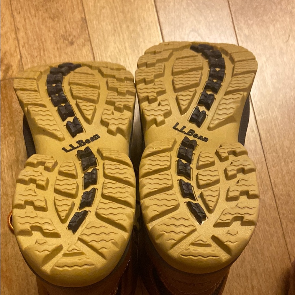 L.L. Bean Storm Chasers Classic Waterproof Leather Boots Lace-Up Size 9m Euc View 3